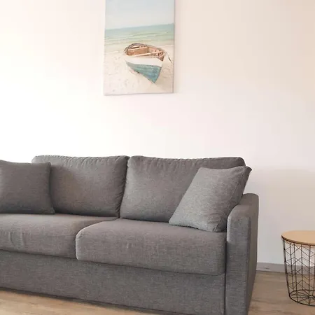 Refait à Neuf, 5 Couchages, à 50m De La Plage, Parking Privé - - Fr-1-229b-95 Narbona
